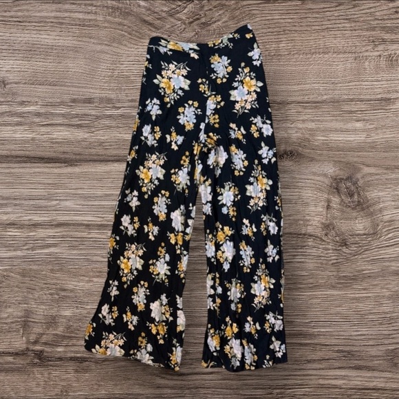 American Eagle Outfitters Floral Wide Leg Pants - Black and Yellow - Picture 3 of 8